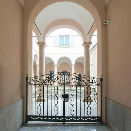 Carlo Alberto 46 *
